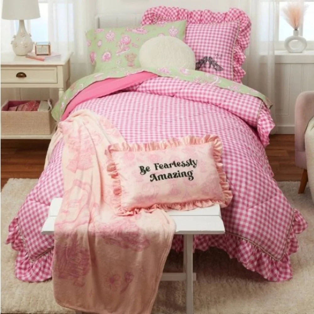 Wicked For Good Katie Kime Full Queen Comforter Pink Gingham Ruffles Heels Print
